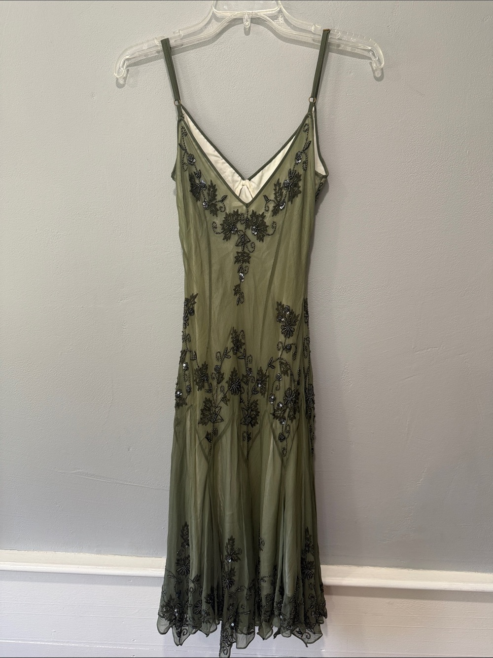 Papell Boutique Vintage Olive Green Embroidered V-Neck Midi Dress Size 8 Petite - Picture 4 of 14